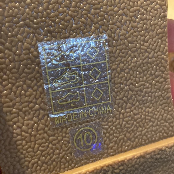 Size 10 flats - Picture 4 of 4